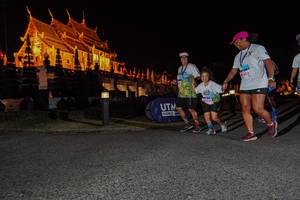 BIB: 041, 433
                            <button type="button" onclick="openModal(22291540)" class="btn btn-primary btn-sm float-right btn-popup" data-toggle="modal" data-target=".modal-high-quality">
                        <i class="fas fa-shopping-cart"></i> Add to Cart
                    </button>
                                            <button type="button" onclick="isThisMe(22291540, true)" class="btn btn-success btn-sm float-right btn-popup btn-isme hidden" data-toggle="tooltip" data-placement="bottom" title="นี่คือรูปของคุณใช่ไหม คลิกที่นี่เพื่อเอาเข้าอัลบั้ม">
                        <i class="fas fa-plus"></i> Add to album
                    </button>
                    <button type="button" onclick="isThisMe(22291540, false)" class="btn btn-warning btn-sm float-right btn-popup btn-isnotme hidden">
                        <i class="fas fa-ban"></i> Remove from album
                    </button>